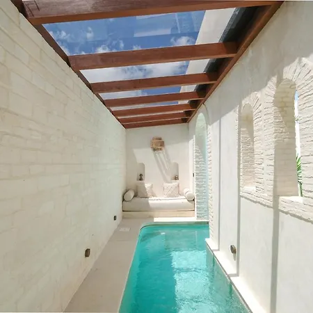 Breathe Boutique Suites