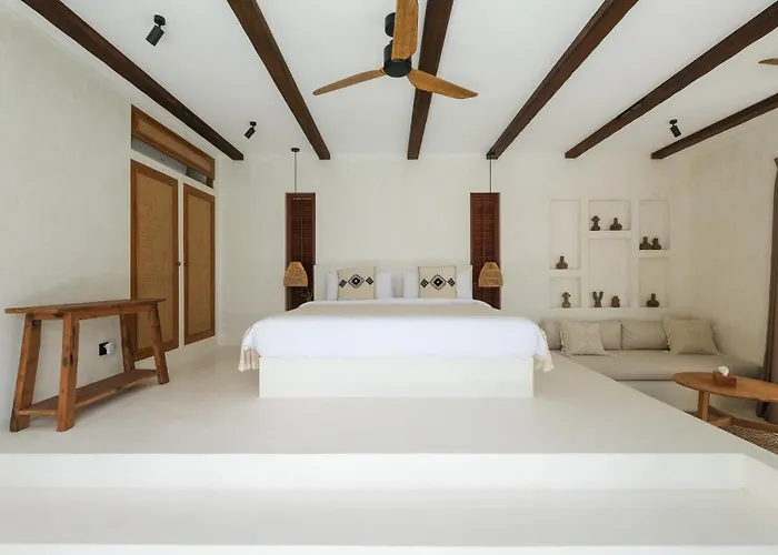 Breathe Boutique * Uluwatu