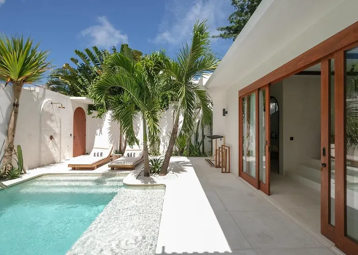 Breathe Boutique * Uluwatu